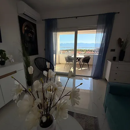 Apartment Luxury Blue Sky Vir