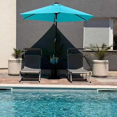 Luxury Blue Sky * Vir