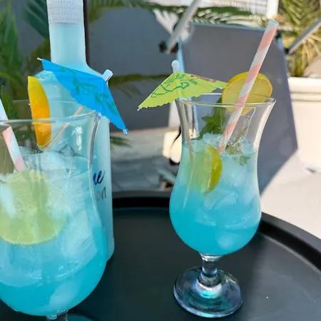 Luxury Blue Sky *
